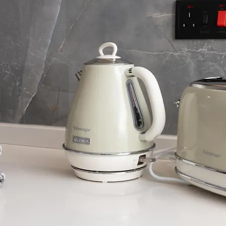 2bed Flat W Shared Heated Pool In Mlh By Homely! * メーリッハ