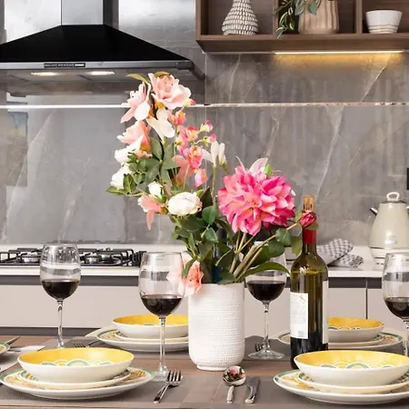 アパート 2bed Flat W Shared Heated Pool In Mlh By Homely! *