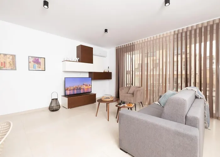 2bed Flat W Shared Heated Pool In Mlh By Homely! Διαμέρισμα Mellieħa