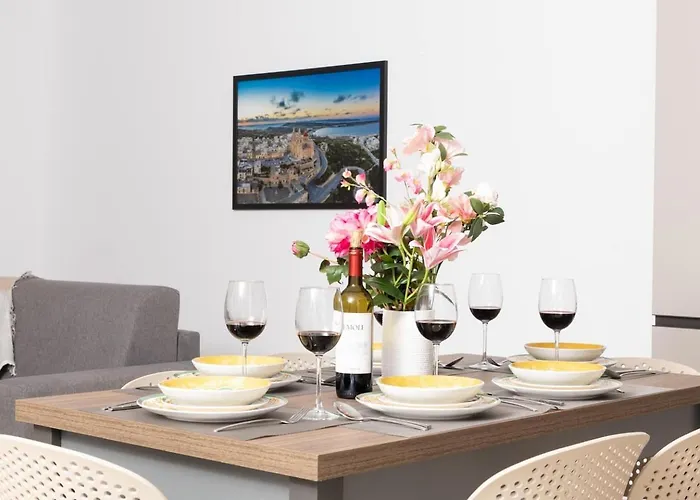 2bed Flat W Shared Heated Pool In Mlh By Homely! * Mellieħa