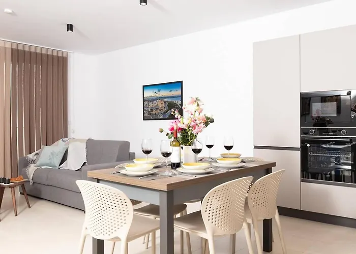 2bed Flat W Shared Heated Pool In Mlh By Homely! Mellieħa